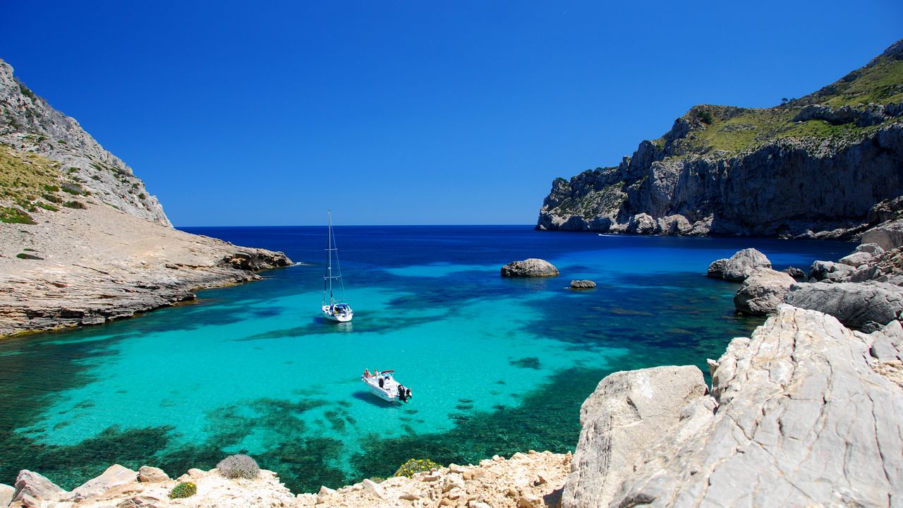 Boka din drömresa till Spanien – upplev Costa Brava, Alhambra och Picos de Europa