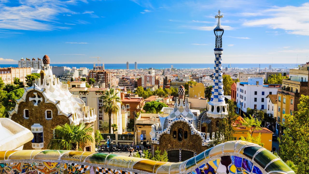 Utforska Barcelona: En kulinarisk och arkitektonisk drömresa!